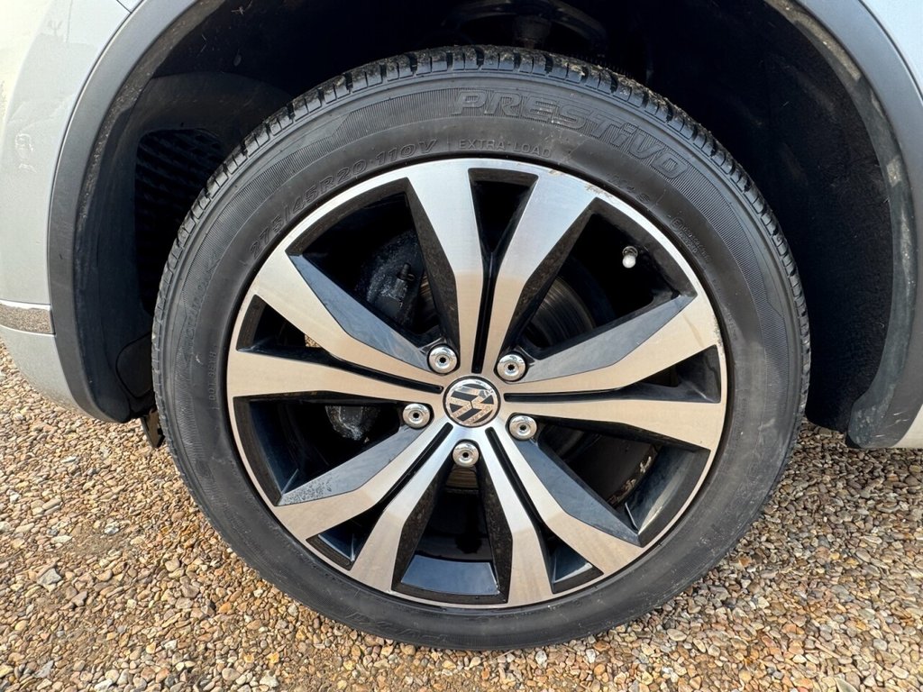 Used Volkswagen Touareg 2015 for sale - 77806694: Photo 43