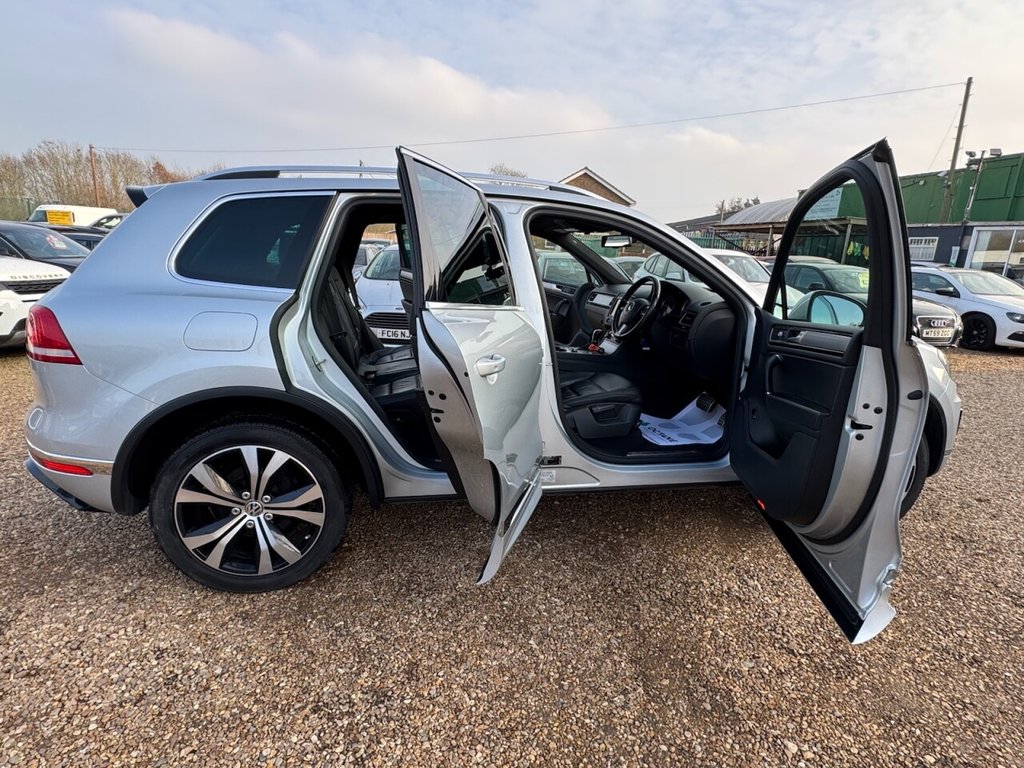 Used Volkswagen Touareg 2015 for sale - 77806694: Photo 47