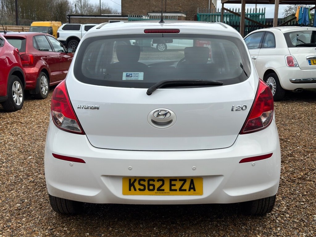 Used Hyundai i20 2013 for sale - 76632272: Photo 6