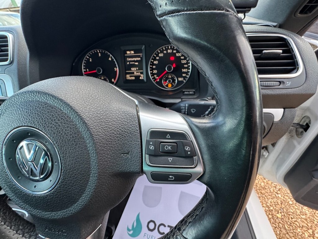 Used Volkswagen Scirocco 2011 for sale - 78043983: Photo 30