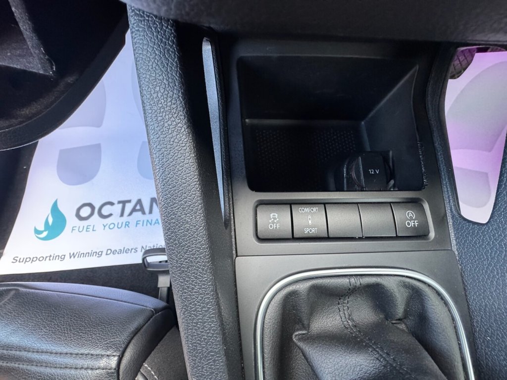 Used Volkswagen Scirocco 2011 for sale - 78043983: Photo 40