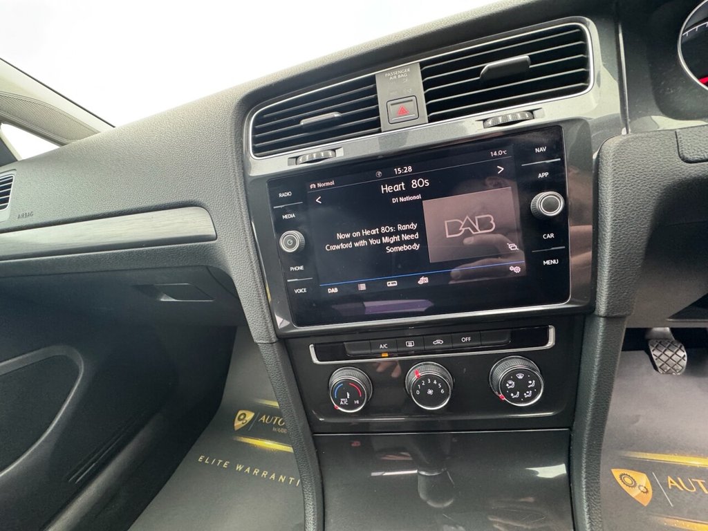 Used Volkswagen Golf 2018 for sale - 76559394: Photo 20