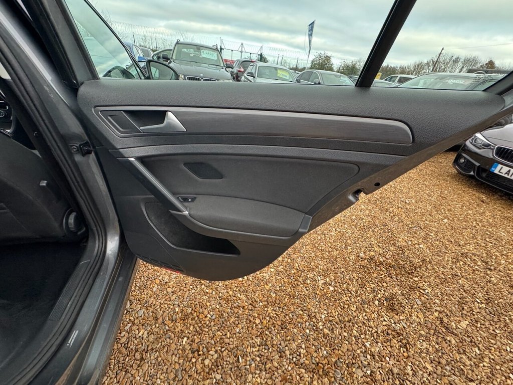 Used Volkswagen Golf 2018 for sale - 76559394: Photo 34