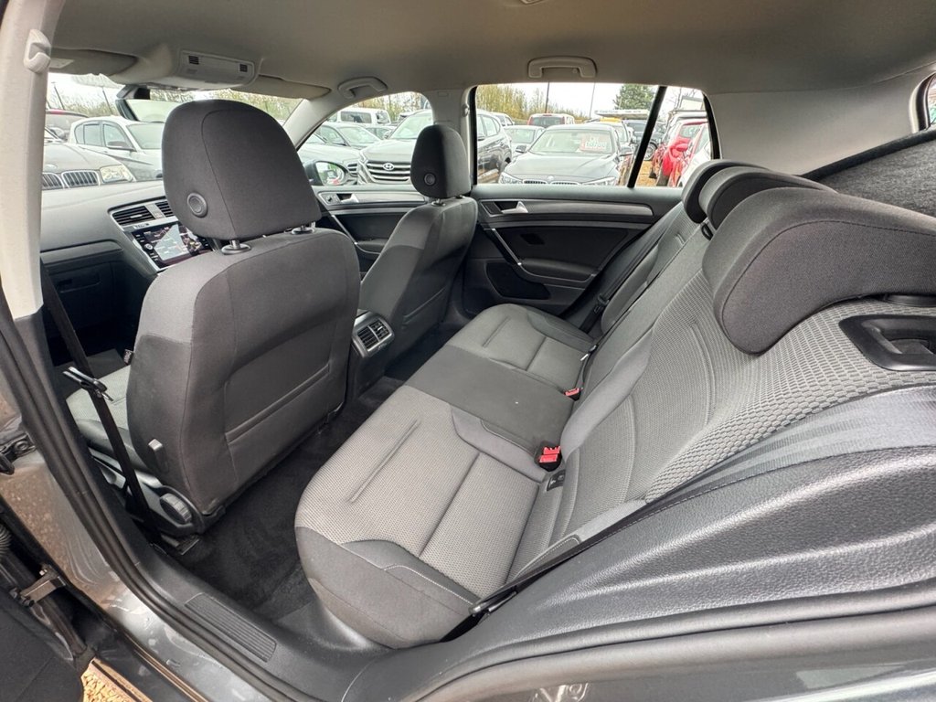 Used Volkswagen Golf 2018 for sale - 76559394: Photo 35