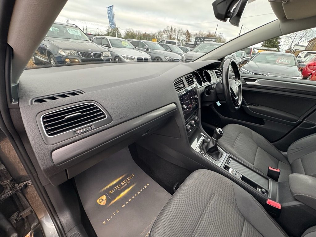 Used Volkswagen Golf 2018 for sale - 76559394: Photo 39