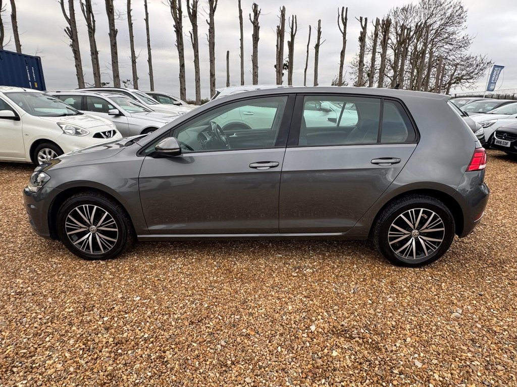 Used Volkswagen Golf 2018 for sale - 76559394: Photo 8