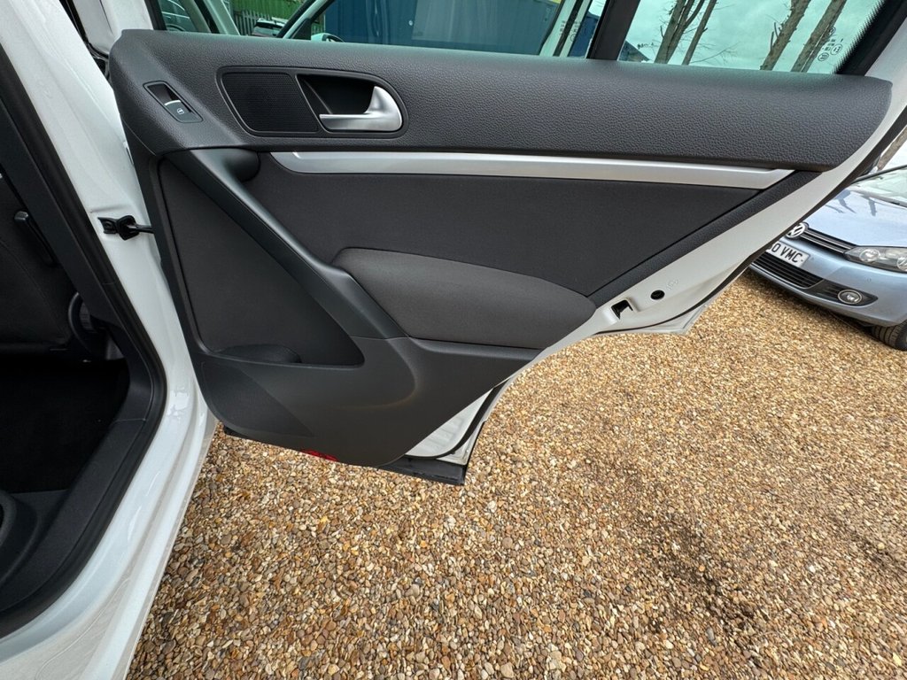 Used Volkswagen Tiguan 2015 for sale - 76203482: Photo 33