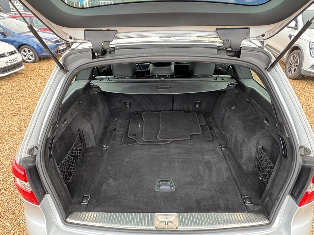 Used Mercedes-Benz E Class 2013 for sale - 76510209: Photo 14