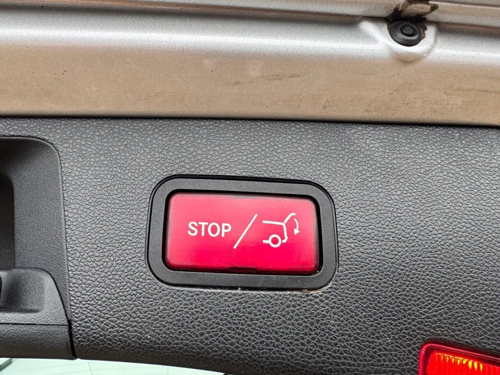 Used Mercedes-Benz E Class 2013 for sale - 76510209: Photo 15