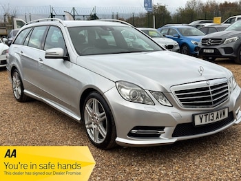 Used Mercedes-Benz E Class 2013 for sale - 76510209: Photo