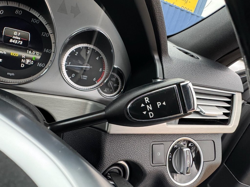 Used Mercedes-Benz E Class 2013 for sale - 76510209: Photo 25