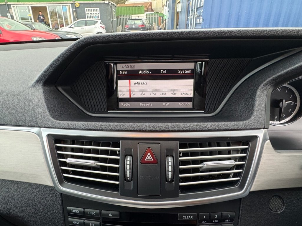 Used Mercedes-Benz E Class 2013 for sale - 76510209: Photo 29