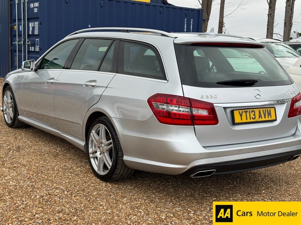 Used Mercedes-Benz E Class 2013 for sale - 76510209: Photo 4