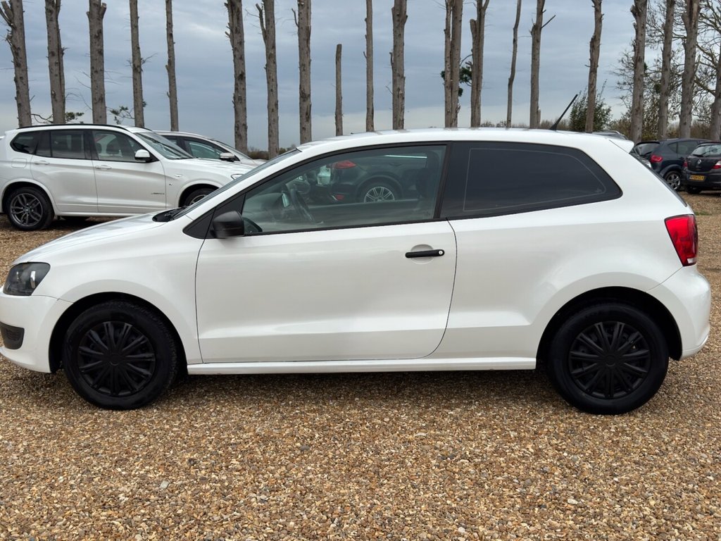 Used Volkswagen Polo 2013 for sale - 76482295: Photo 4