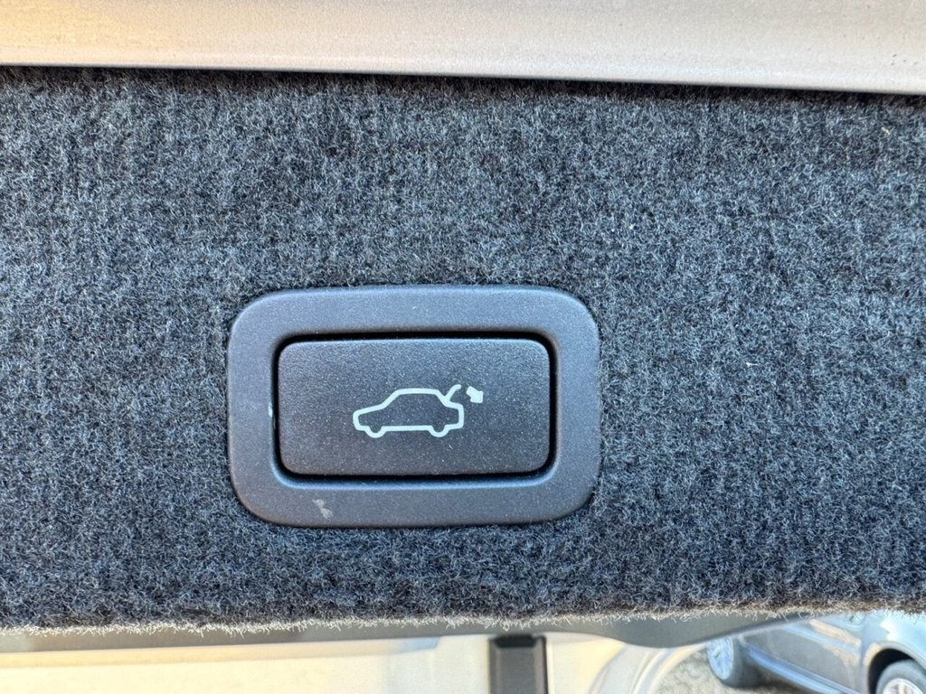 Used Volvo V70 2014 for sale - 77227231: Photo 14