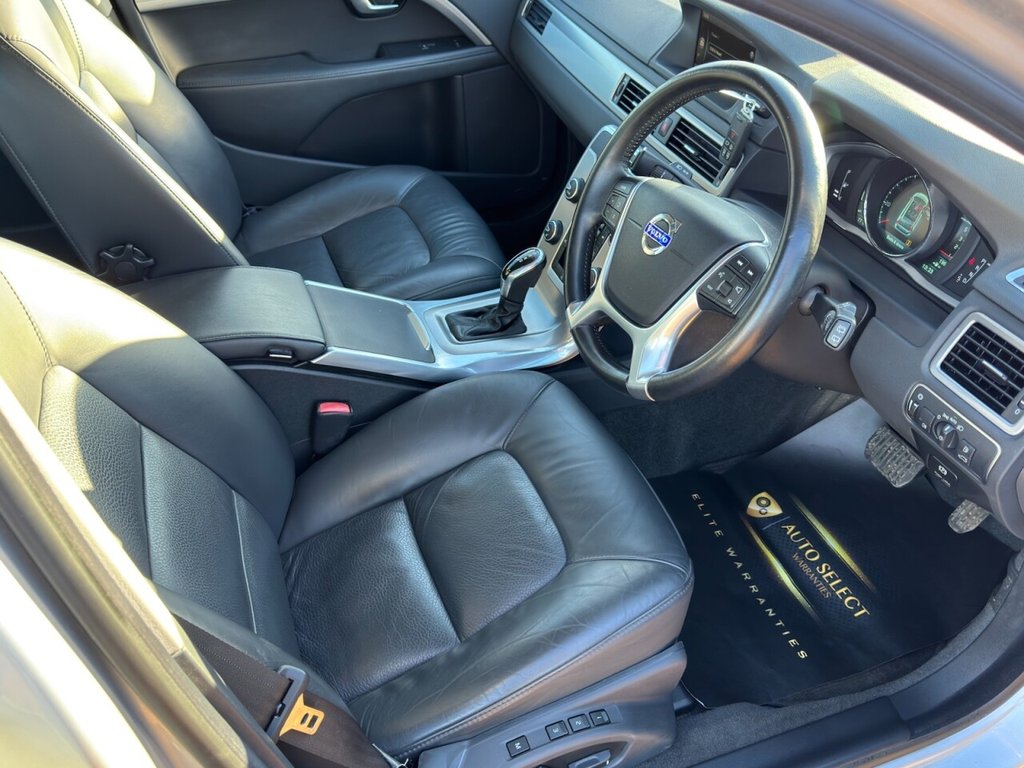 Used Volvo V70 2014 for sale - 77227231: Photo 15