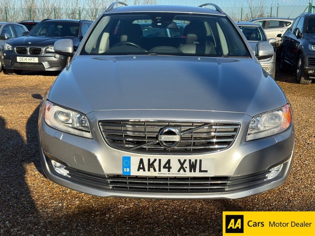 Used Volvo V70 2014 for sale - 77227231: Photo 2