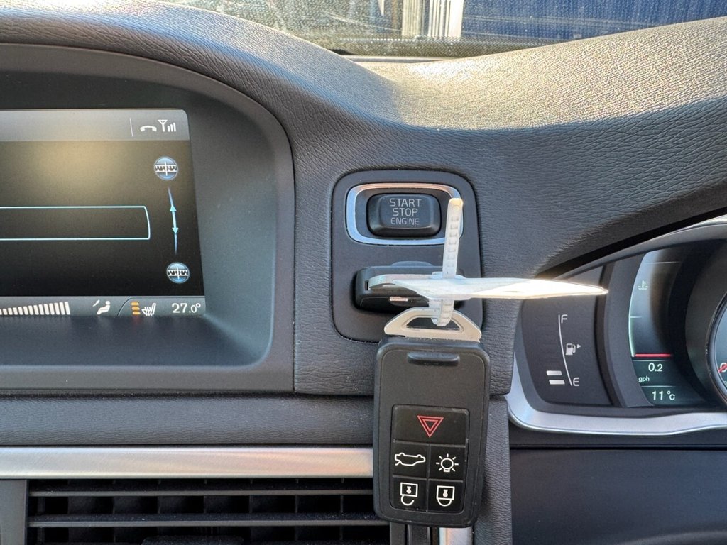 Used Volvo V70 2014 for sale - 77227231: Photo 24