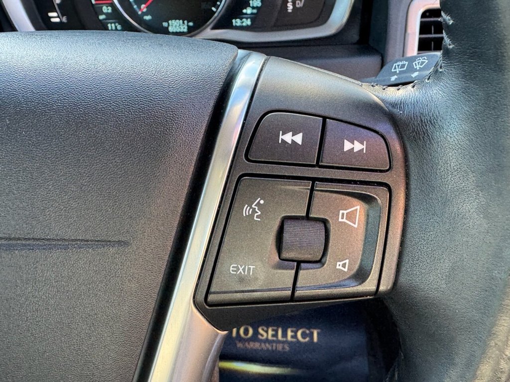 Used Volvo V70 2014 for sale - 77227231: Photo 28