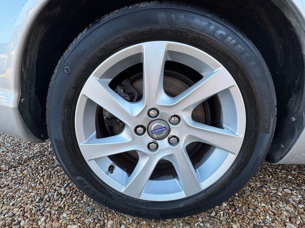 Used Volvo V70 2014 for sale - 77227231: Photo 39