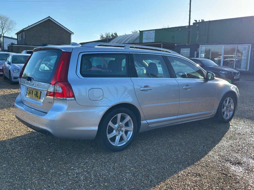 Used Volvo V70 2014 for sale - 77227231: Photo 8