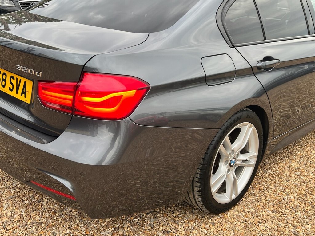 Used BMW 3 Series 2018 for sale - 76154504: Photo 20