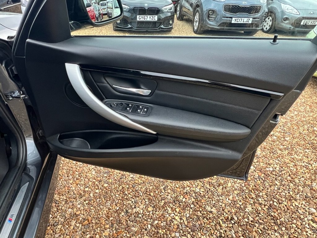 Used BMW 3 Series 2018 for sale - 76154504: Photo 26