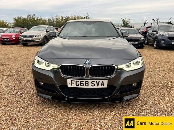 Used BMW 3 Series 2018 for sale - 76154504: Photo 2