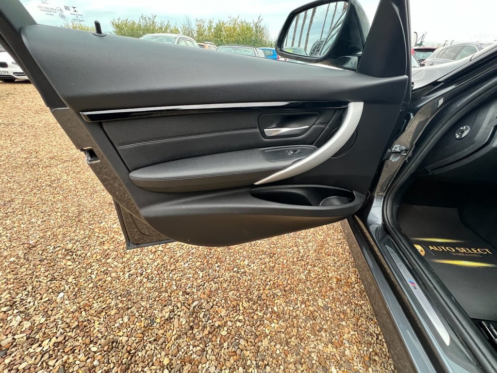 Used BMW 3 Series 2018 for sale - 76154504: Photo 50