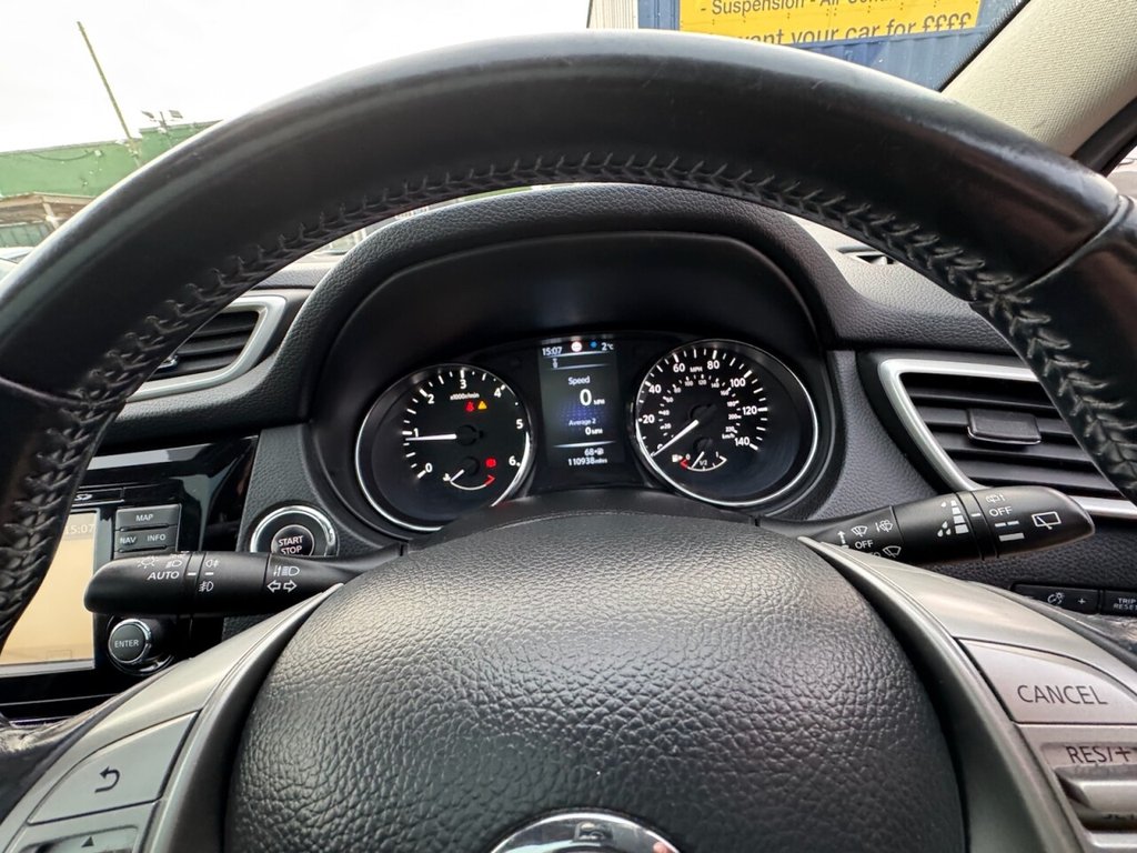 Used Nissan Qashqai 2015 for sale - 77200254: Photo 11