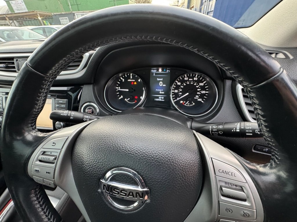 Used Nissan Qashqai 2015 for sale - 77200254: Photo 15