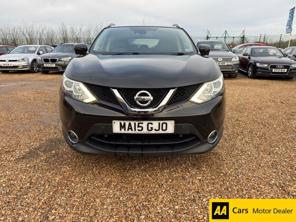 Used Nissan Qashqai 2015 for sale - 77200254: Photo 2