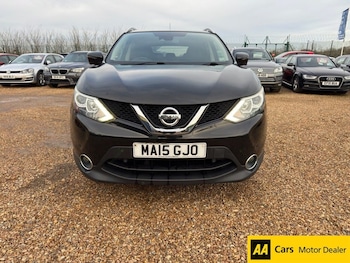 Used Nissan Qashqai 2015 for sale - 77200254: Photo