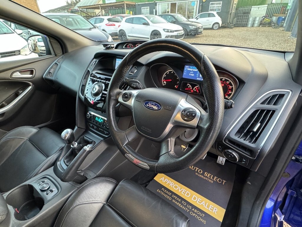 Used Ford Focus 2014 for sale - 77765347: Photo 19