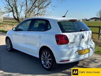 Used Volkswagen Polo 2014 for sale - 74065591: Photo
