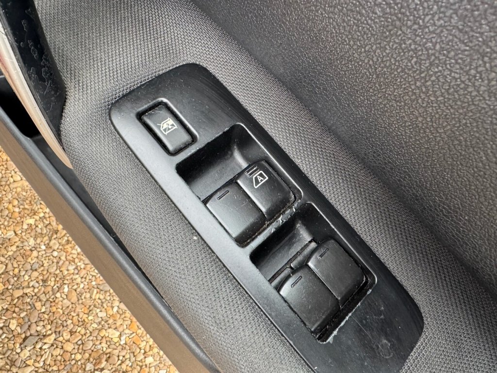 Used Nissan Qashqai+2 2014 for sale - 77910998: Photo 15