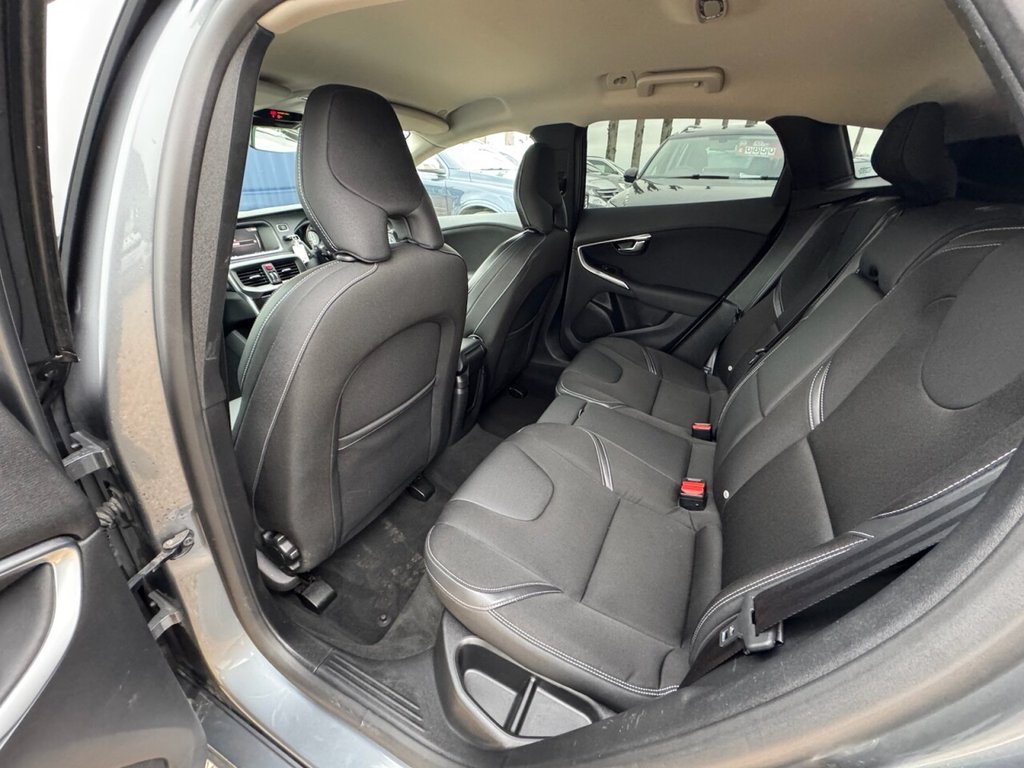 Used Volvo V40 2017 for sale - 77850091: Photo 37