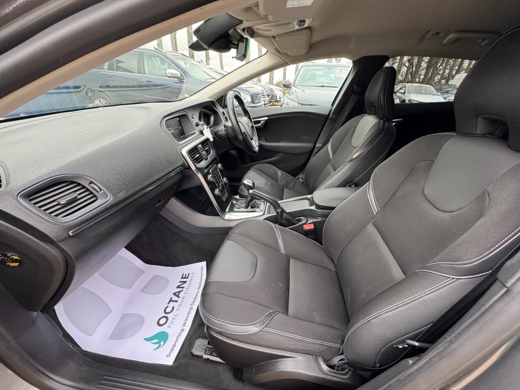 Used Volvo V40 2017 for sale - 77850091: Photo 40