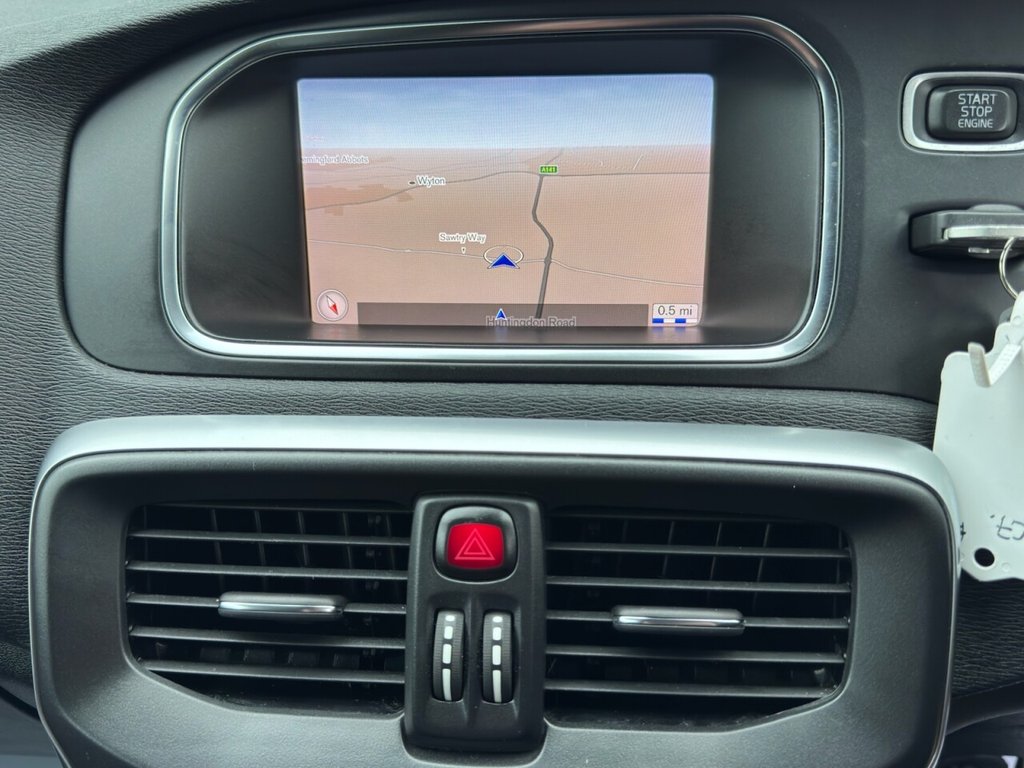 Used Volvo V40 2017 for sale - 77850091: Photo 44