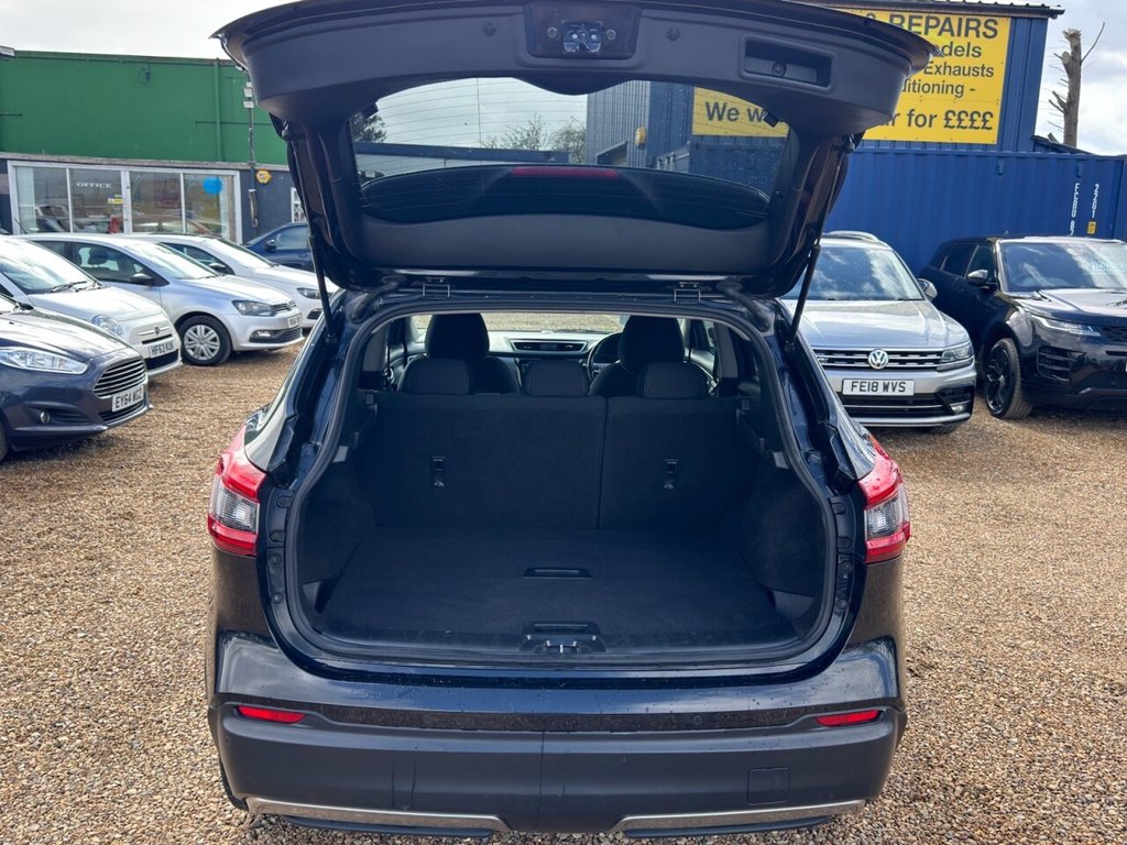 Used Nissan Qashqai 2018 for sale - 78069312: Photo 9