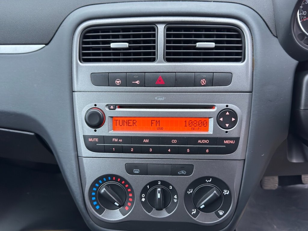 Used Fiat Punto 2012 for sale - 77038217: Photo 16