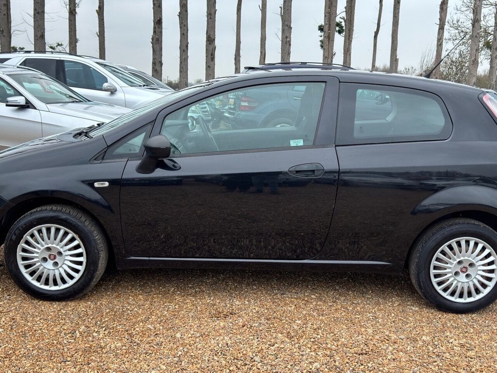 Used Fiat Punto 2012 for sale - 77038217: Photo 4