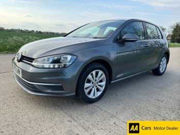 Used Volkswagen Golf 2017 for sale - 74547912: Photo