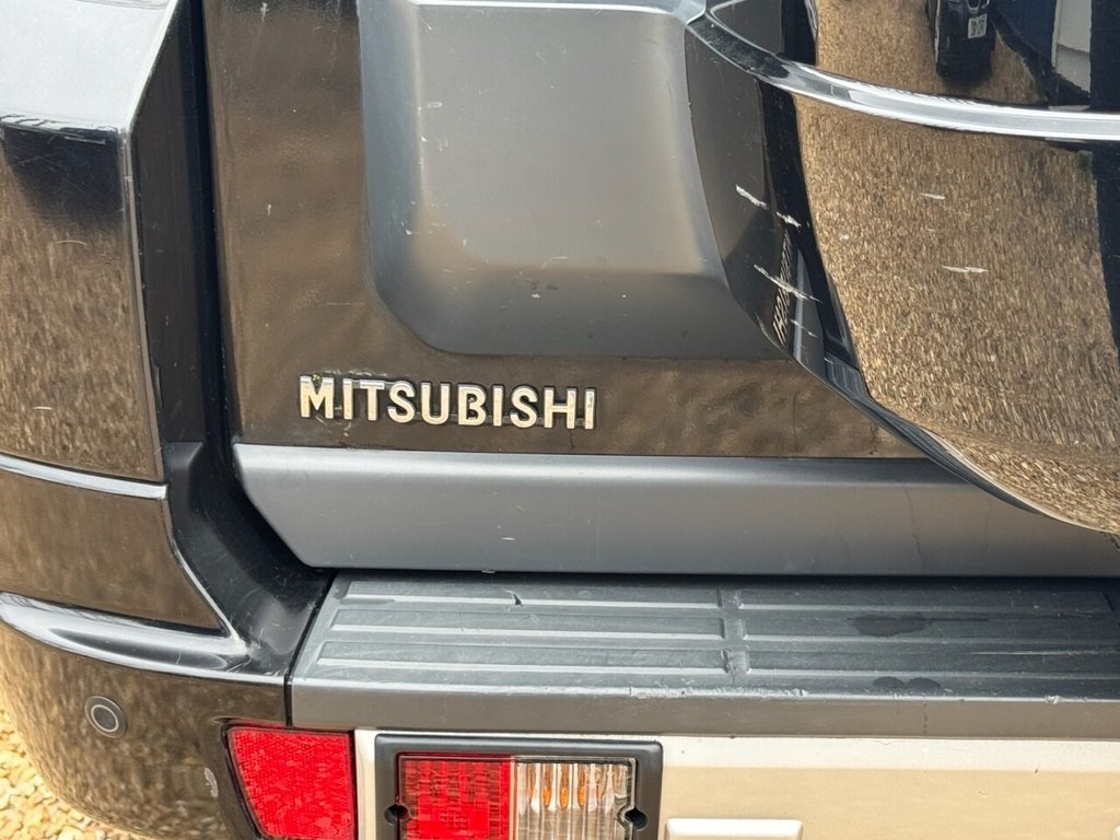 Used Mitsubishi Shogun 2013 for sale - 76132940: Photo 12