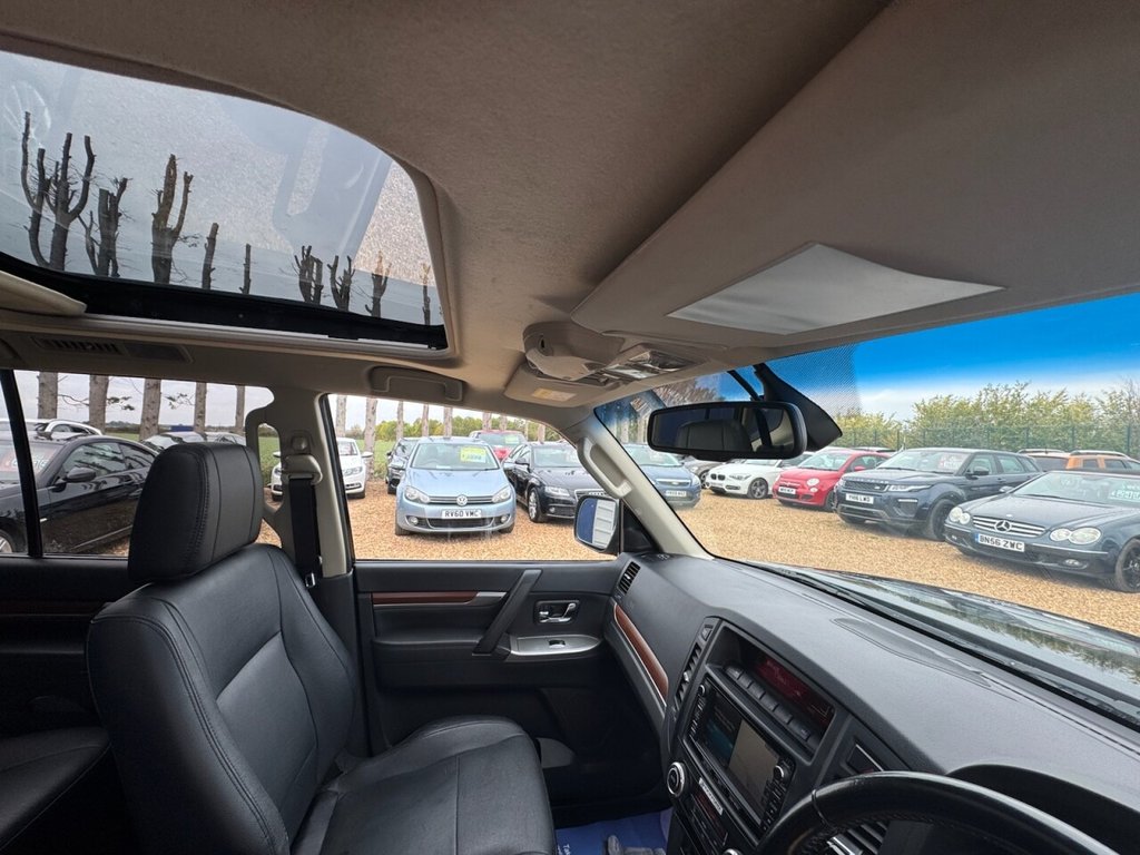 Used Mitsubishi Shogun 2013 for sale - 76132940: Photo 38