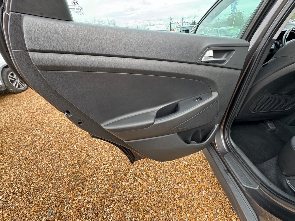 Used Hyundai TUCSON 2016 for sale - 76546674: Photo 36