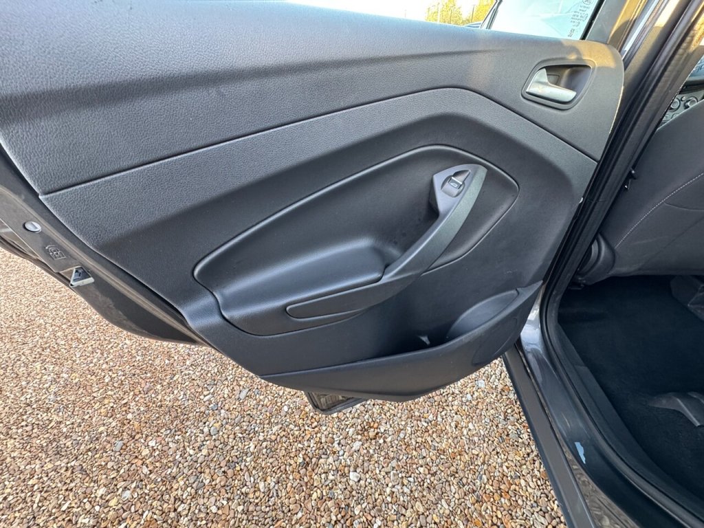 Used Ford Kuga 2016 for sale - 76654916: Photo 39