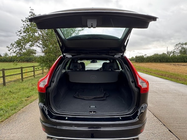 Used Volvo XC60 2016 for sale - 75444495: Photo 14