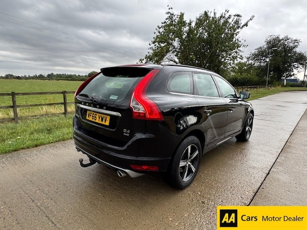 Used Volvo XC60 2016 for sale - 75444495: Photo 4