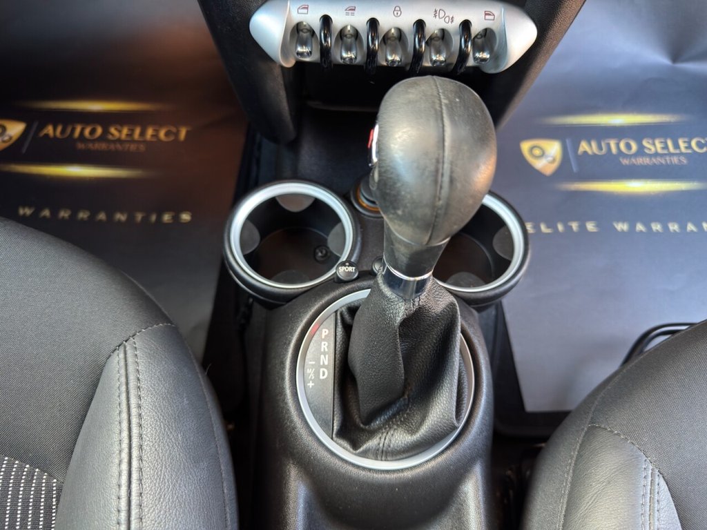 Used MINI Convertible 2010 for sale - 76841590: Photo 20